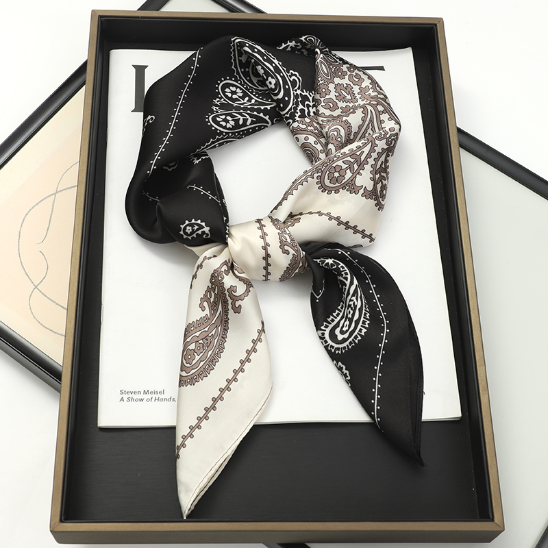 70*70cm Luxury Design Horse Pr - Silk Neck Scarf reseña y precio