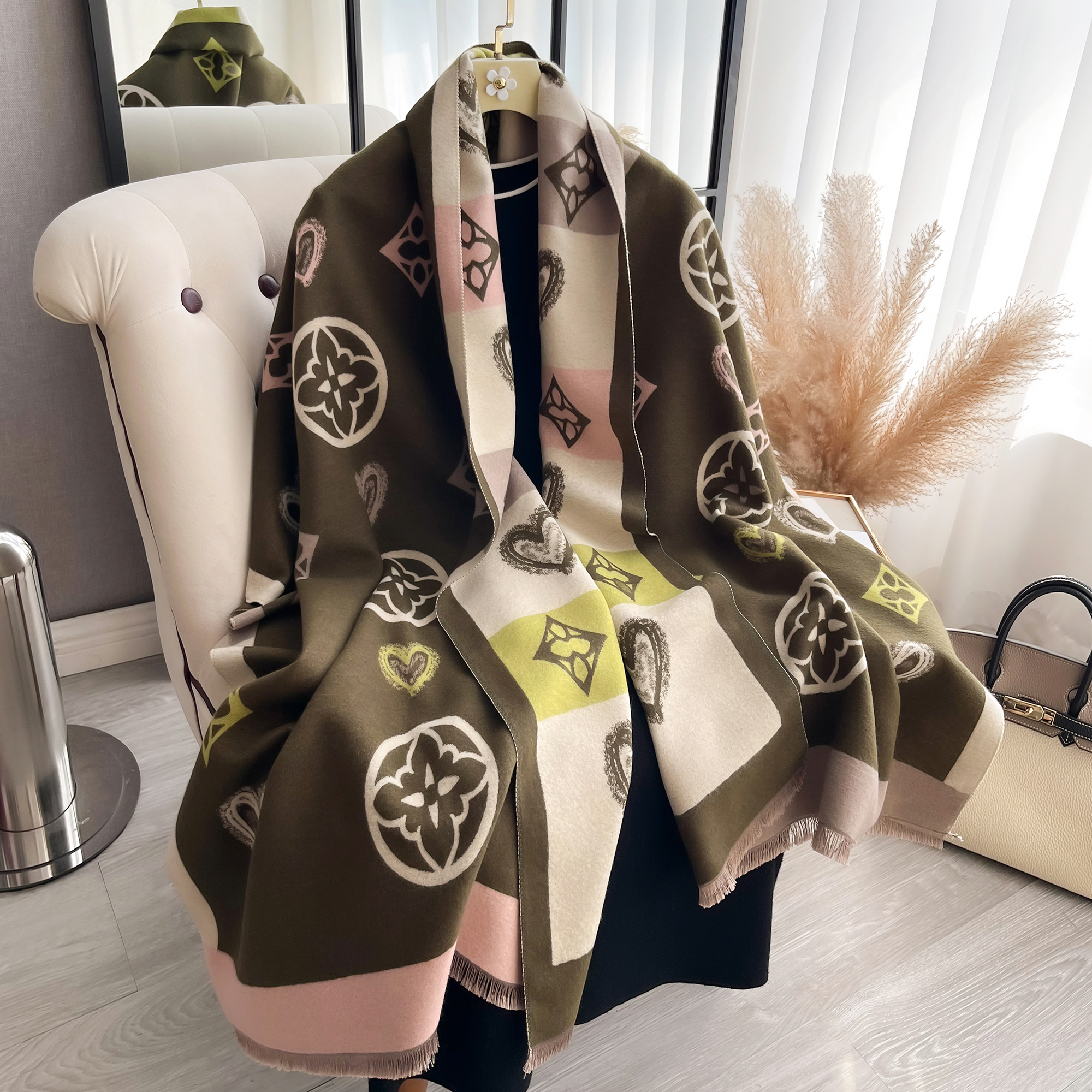 Luxury Cashmere Love Scarf Win - Woven Scarf Blanket reseña y precio